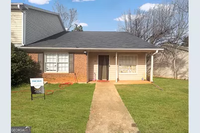 660 Browning Lane SE, Conyers, GA 30013 - Photo 2