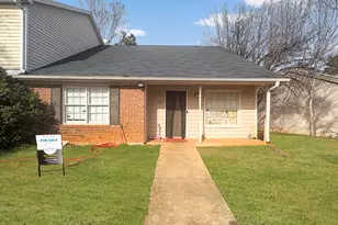660 Browning Ln SE, Conyers, GA 30013 - Photo 2