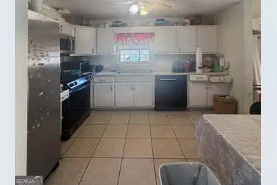 660 Browning Lane SE, Conyers, GA 30013 - Photo 4