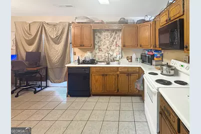 664 Browning Lane SE, Conyers, GA 30013 - Photo 4