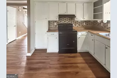 1151 Pinedale Circle NW, Conyers, GA 30012 - Photo 6