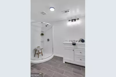 3951 Covered Bridge Road SW, Smyrna, GA 30082 - Photo 18