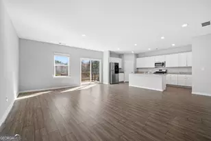 4646 Waxwing St, Hoschton, GA 30548 - Photo 8