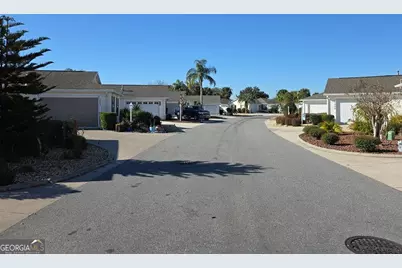 17885 SE 91st Freedom Court, The Villages, FL 32162 - Photo 4