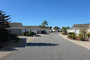 17885 SE 91st Freedom Ct, The Villages, FL 32162 - Photo 4