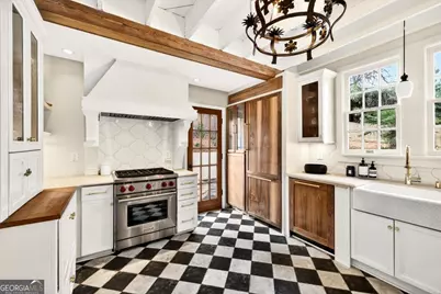 1031 Reeder Circle NE, Atlanta, GA 30306 - Photo 18