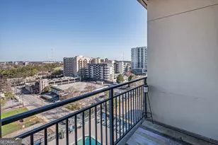 565 Peachtree Street NE, Atlanta, GA 30308 - Photo 22