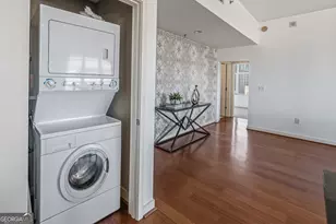 565 Peachtree Street NE, Atlanta, GA 30308 - Photo 16