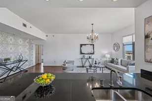 565 Peachtree Street NE, Atlanta, GA 30308 - Photo 8
