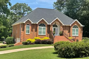 910 Piney Woods Dr, Lagrange, GA 30240 - Photo 1