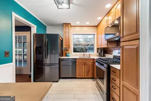 1599 Wildwood Rd, Marietta, GA 30062 - Photo 12