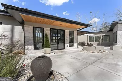 2746 Emerald Drive, Jonesboro, GA 30236 - Photo 4