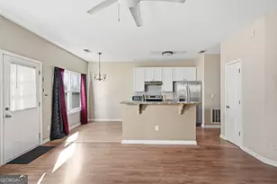 5100 Windsor Forrest Ln, College Park, GA 30349 - Photo 6