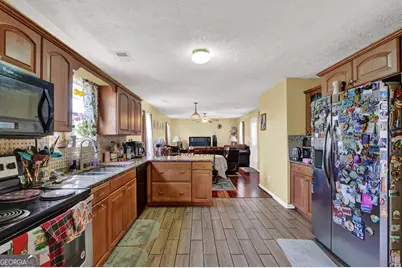 1018 Carriage Trace Circle, Stone Mountain, GA 30087 - Photo 20