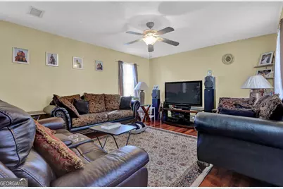 1018 Carriage Trace Circle, Stone Mountain, GA 30087 - Photo 12