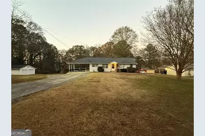 498 Ridge Avenue SW, Mableton, GA 30126 - Photo 2