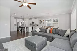 504 Elm Bluff Way, Lawrenceville, GA 30043 - Photo 10