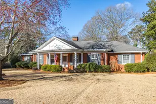 923 Mockingbird Ln, Griffin, GA 30224 - Photo 2