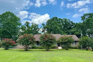 1070 Carpenter Ln, Buckhead, GA 30625 - Photo 1