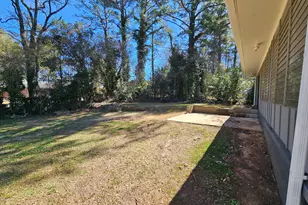 2654 Plantation Dr, East Point, GA 30344 - Photo 18