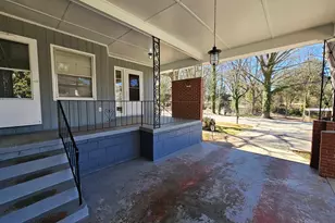 2654 Plantation Dr, East Point, GA 30344 - Photo 14