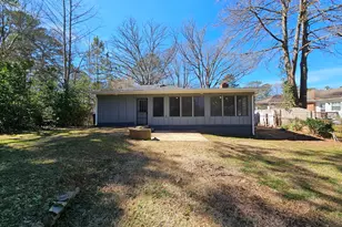 2654 Plantation Dr, East Point, GA 30344 - Photo 20