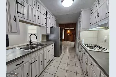 2654 Plantation Drive, East Point, GA 30344 - Photo 30