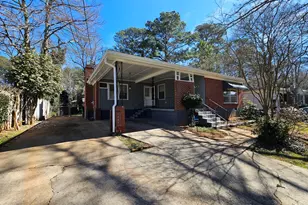 2654 Plantation Dr, East Point, GA 30344 - Photo 6