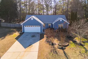 403 Briarwood Rd, Winder, GA 30680 - Photo 4