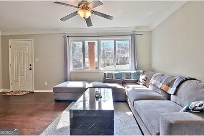 218 Hilltop Drive, Peachtree City, GA 30269 - Photo 4