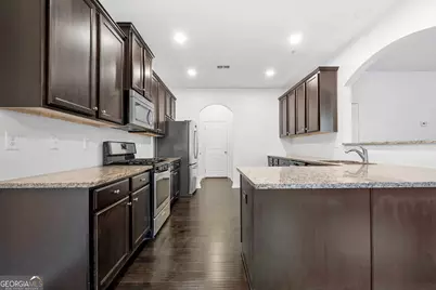 3378 Castleberry Village Circle, Cumming, GA 30040 - Photo 10