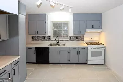 512 Rockborough Terrace, Stone Mountain, GA 30083 - Photo 48