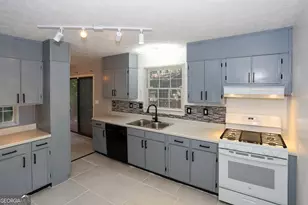 512 Rockborough Terrace, Stone Mountain, GA 30083 - Photo 46