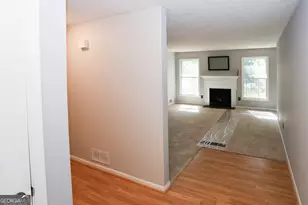 512 Rockborough Terrace, Stone Mountain, GA 30083 - Photo 8