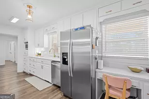 548 S 5th St, Jesup, GA 31545 - Photo 12