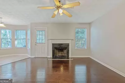 9122 South Sterling Lakes Drive, Covington, GA 30014 - Photo 8