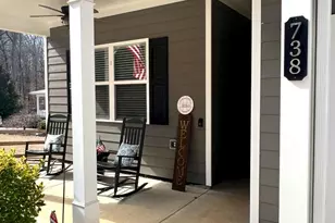 738 Normandy Trail, Lavonia, GA 30553 - Photo 2