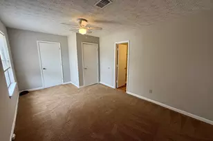 8515 Pineland Dr, Jonesboro, GA 30238 - Photo 12