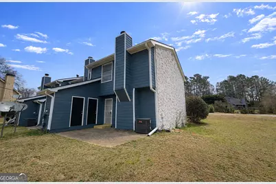 8515 Pineland Drive, Jonesboro, GA 30238 - Photo 2
