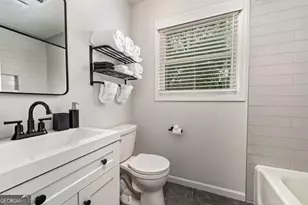 677 Hillandale Circle SW, Marietta, GA 30064 - Photo 28