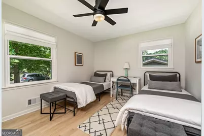 677 Hillandale Circle SW, Marietta, GA 30064 - Photo 18