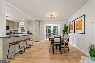 677 Hillandale Circle SW, Marietta, GA 30064 - Photo 8