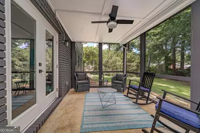 677 Hillandale Circle SW, Marietta, GA 30064 - Photo 32