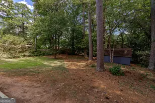 677 Hillandale Circle SW, Marietta, GA 30064 - Photo 36