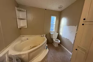 456 Ml King Jr Cir, Zebulon, GA 30295 - Photo 14