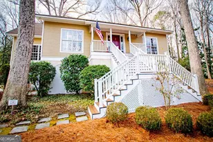 211 Habersham Pl, Carrollton, GA 30117 - Photo 8