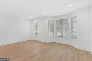 1207 E 34th St, Savannah, GA 31404 - Photo 8