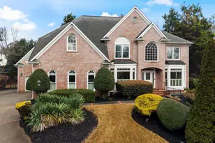 320 Commons Gate Ct, Roswell, GA 30075 - Photo 1