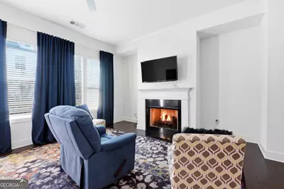 2161 Colvin Court NW, Atlanta, GA 30318 - Photo 10