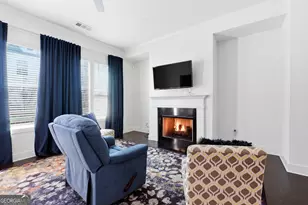 2161 Colvin Ct NW, Atlanta, GA 30318 - Photo 10